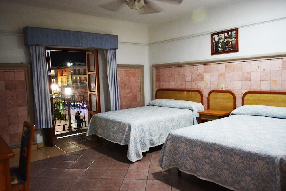Hotel Riviera サン・ファン・デ・ロス・ラゴス エクステリア 写真